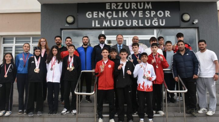 TAEKWONDOCULAR ERZURUM’UN YÜZÜNÜ GÜLDÜRDÜ: TEKMELERİNİZE SAĞLIK