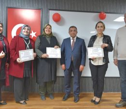 ‘EĞİTMDE ANNENİN ROLÜ’ KONUŞULDU