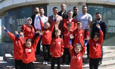 KELEBEKLER ANALİG’E UÇUYOR