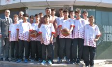 DÖNMEZ, POTANIN YILDIZ DEV ADAMLARINI ANALİG’E UĞURLADI