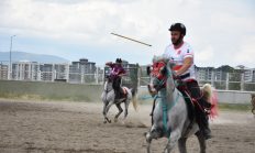 YAZ EĞLENCESİ ATLI CİRİT!
