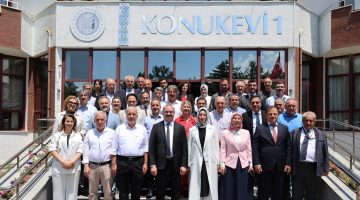 ATAÜNİ’DE AKLIN YOLU BİR!